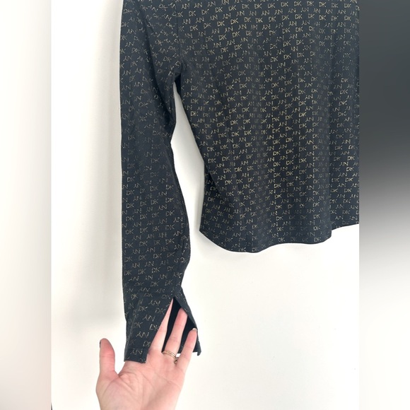 DK NY Logo Collared Long Sleeve Shirt - Picture 7 of 8